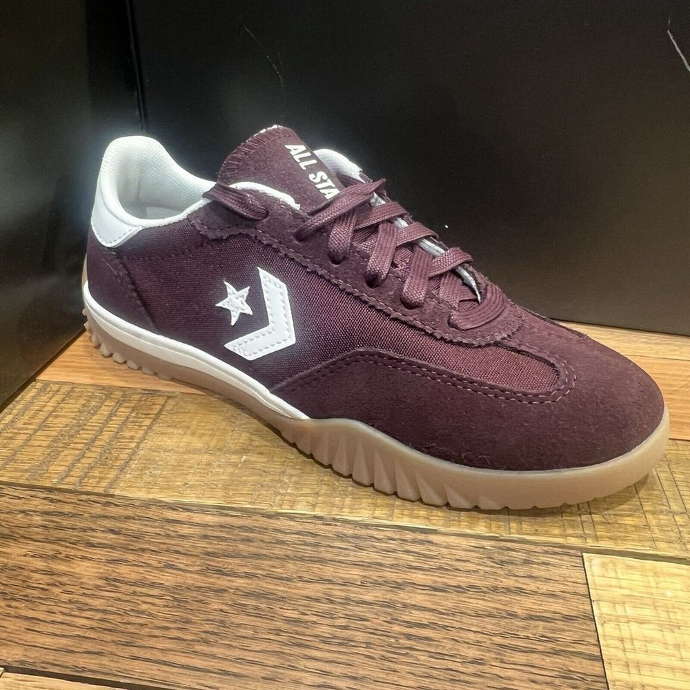 New Women’s Converse Run Star Trainer Lifestyle Sneakers Ox Burgundy A13360C - Picture 2 of 8